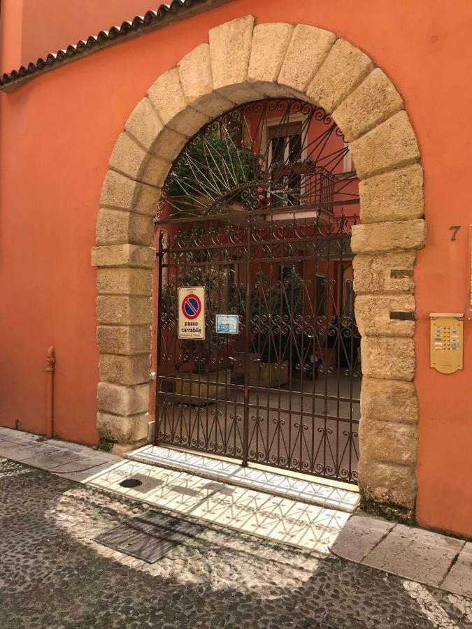 Verona'S Central Apartment Behind The Arena Esterno foto